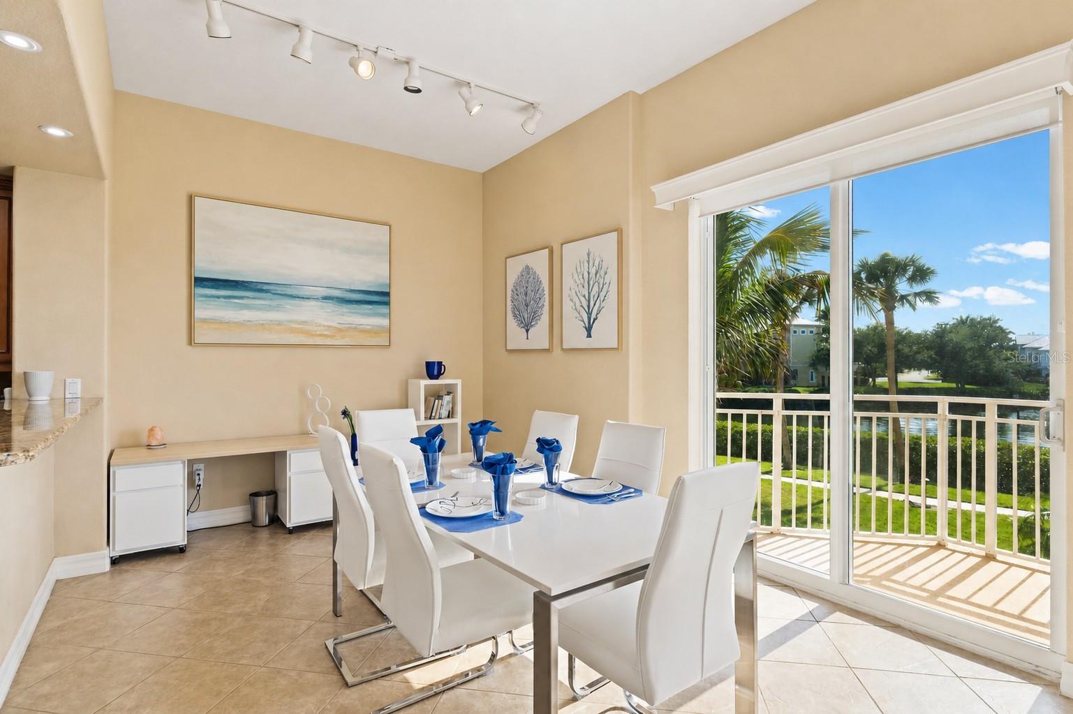 6100 Jessie Harbor Dr #202 Property Photo 34