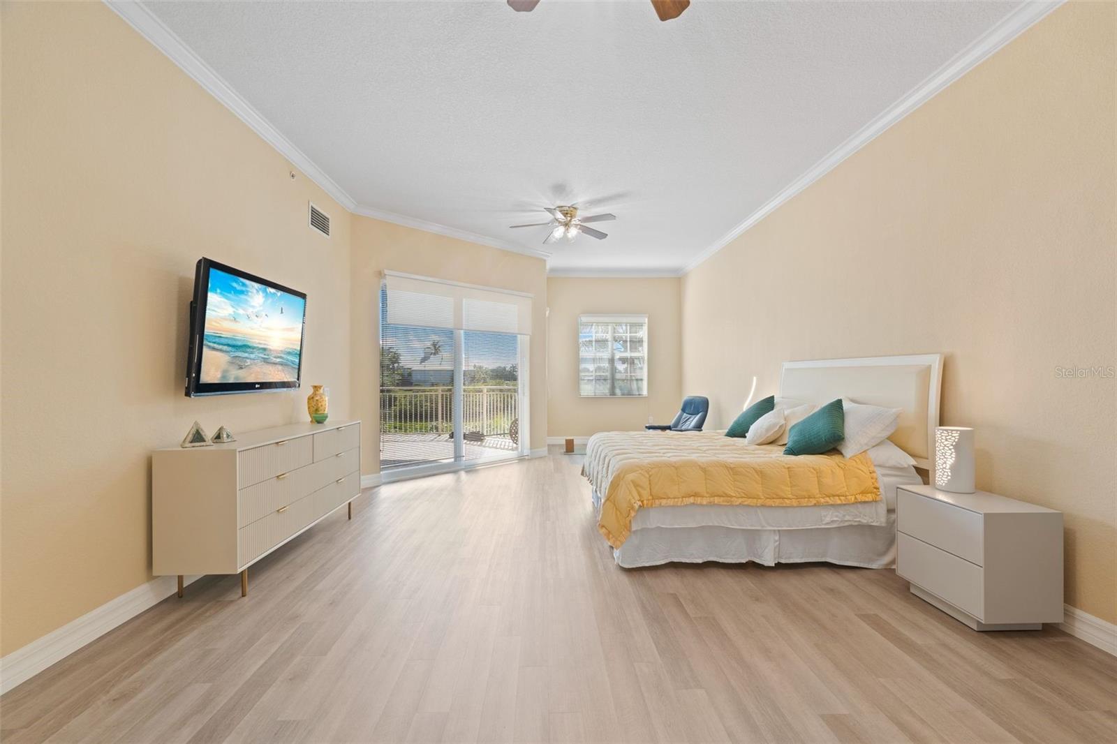 6100 Jessie Harbor Dr #202 Property Photo 49