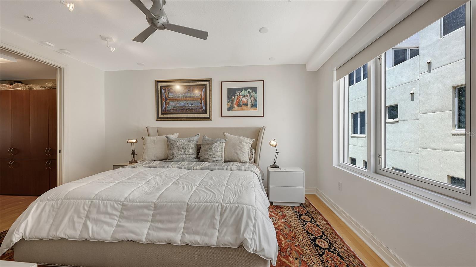 235 Cocoanut Ave #128e Property Photo 36