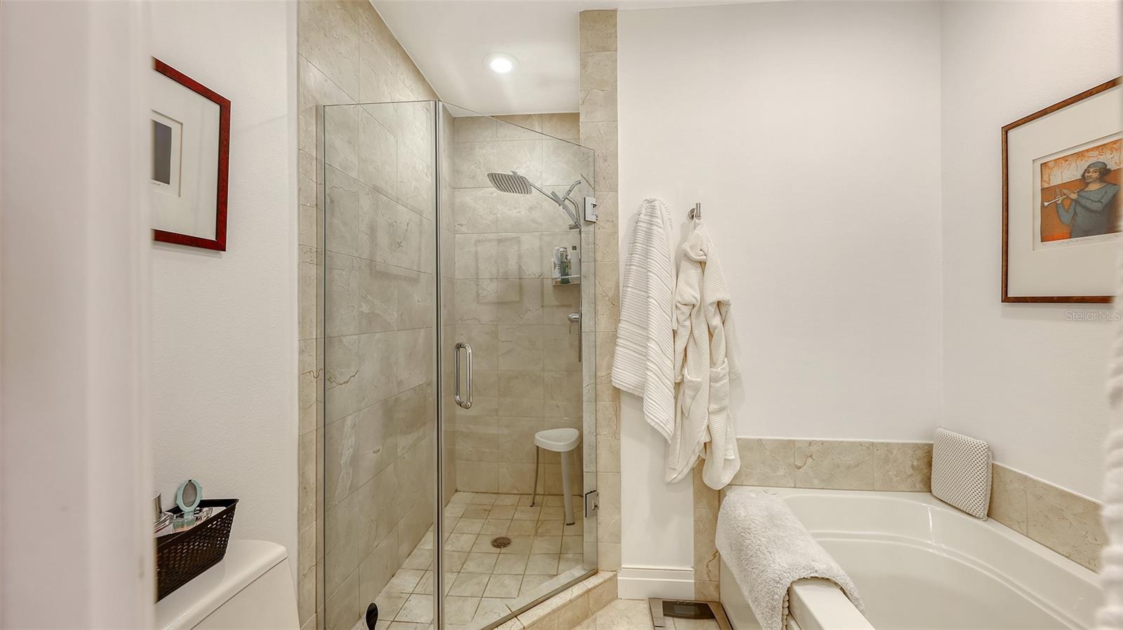 235 Cocoanut Ave #128e Property Photo 39