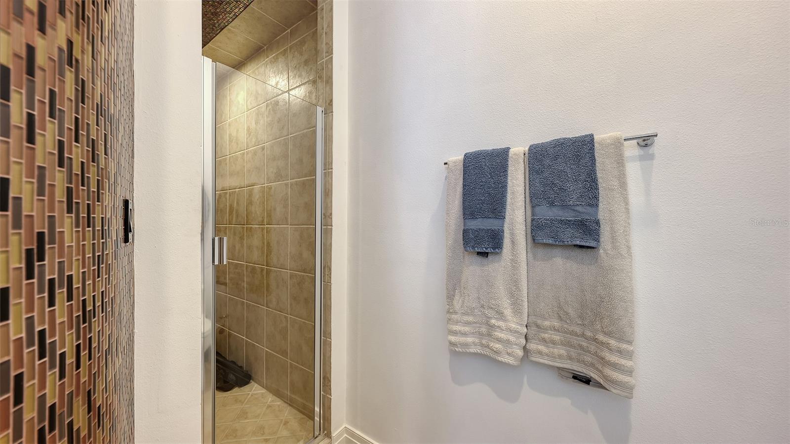 235 Cocoanut Ave #128e Property Photo 48