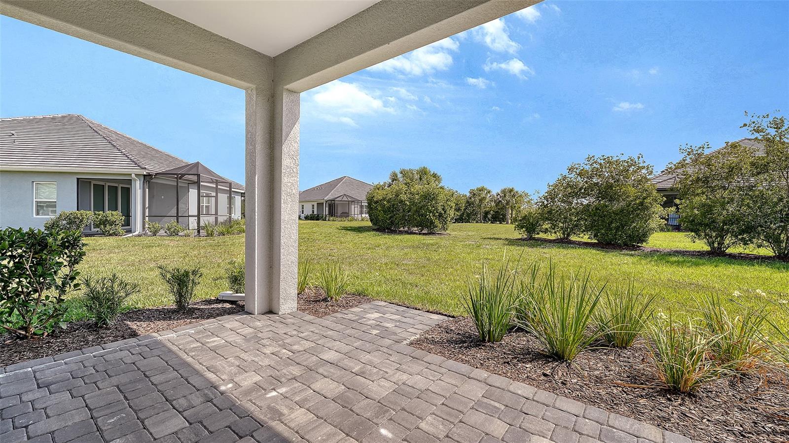 2316 Blue Mahoe Ln Property Photo 8