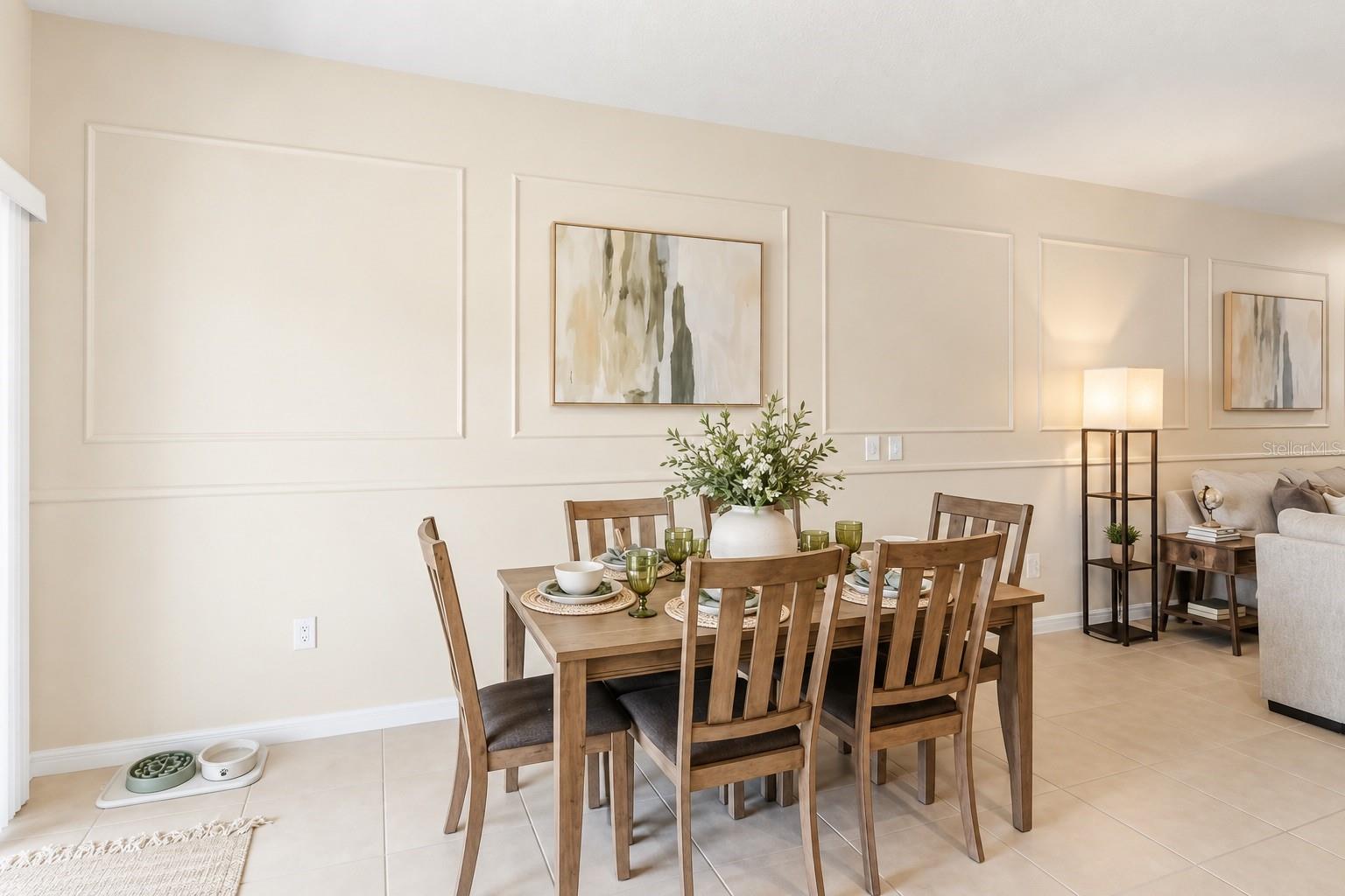 2549 Sunray Venus Way Property Photo 11