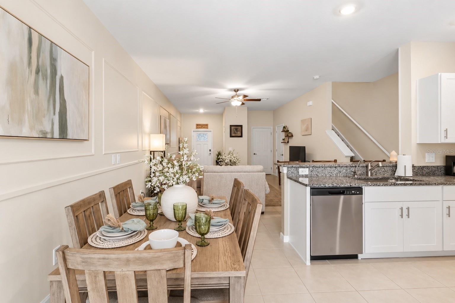 2549 Sunray Venus Way Property Photo 13