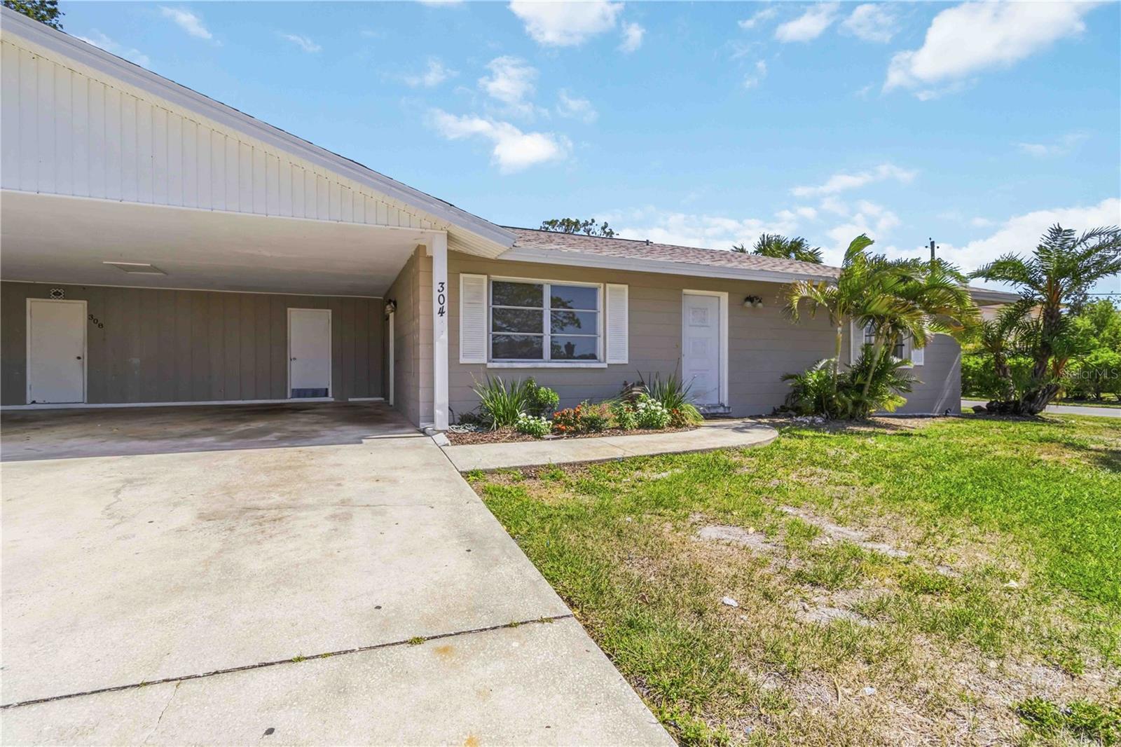 304 Lantana Ave Property Photo 1