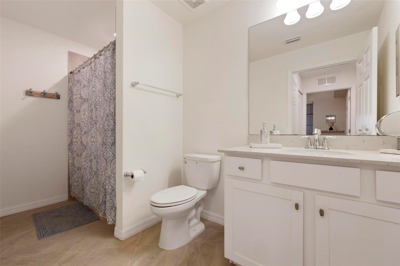 17704 Gawthrop Dr #205 Property Photo 17
