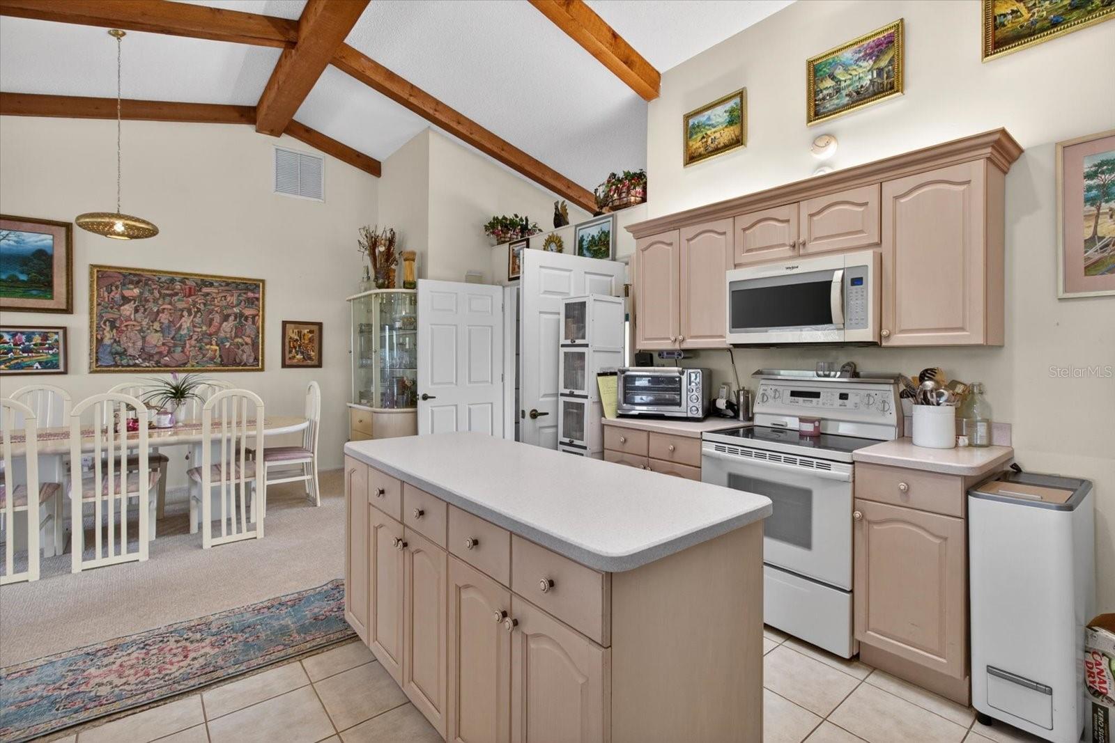 4190 Strombus Rd Property Photo 14