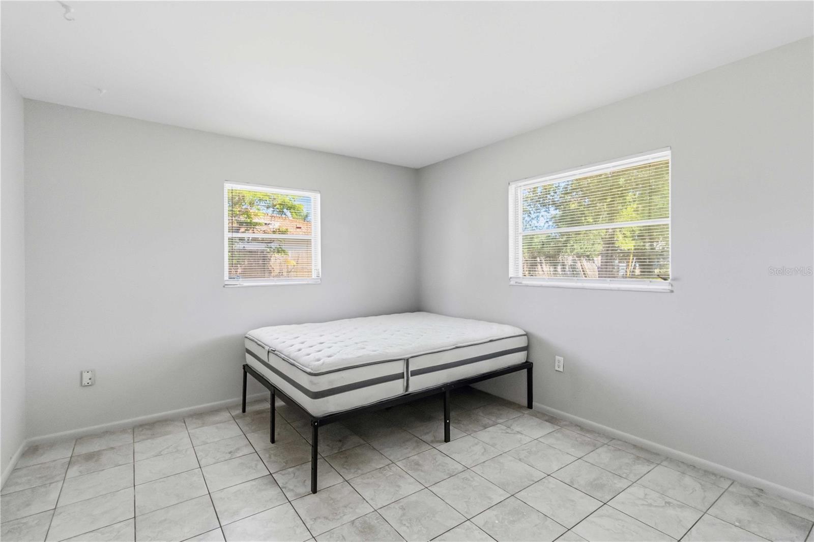 308 Lantana Ave Property Photo 13