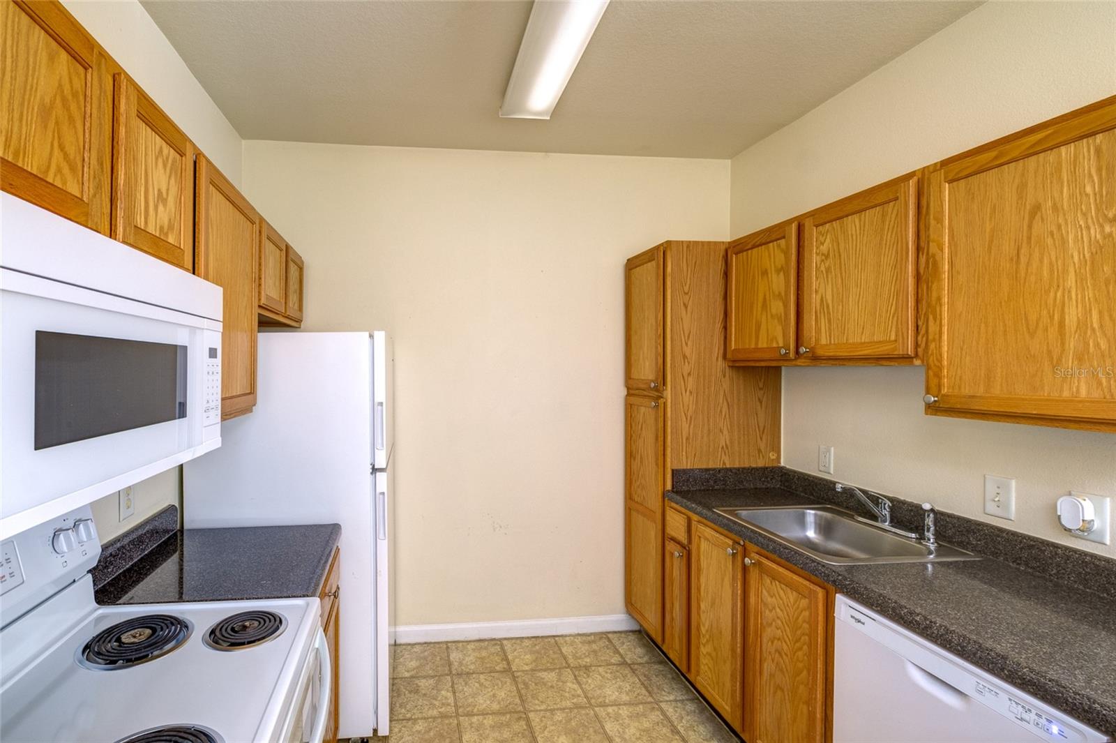 4802 51st St W #1015 Property Photo 9