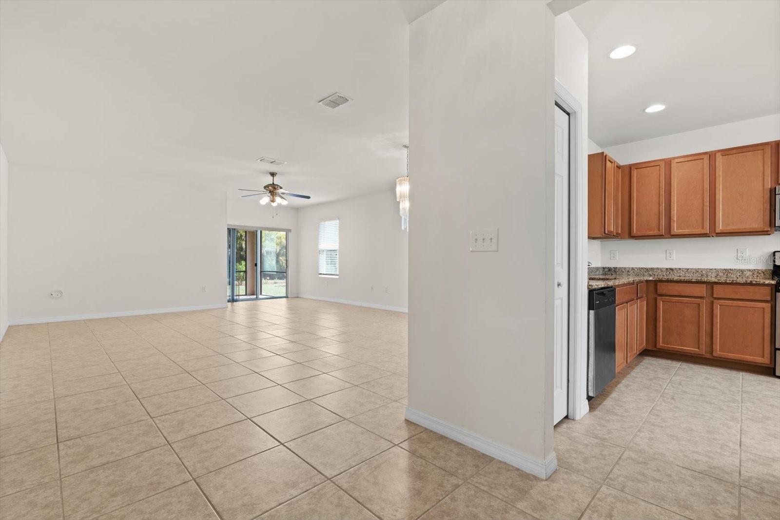 8932 Excelsior Pl Property Photo 6