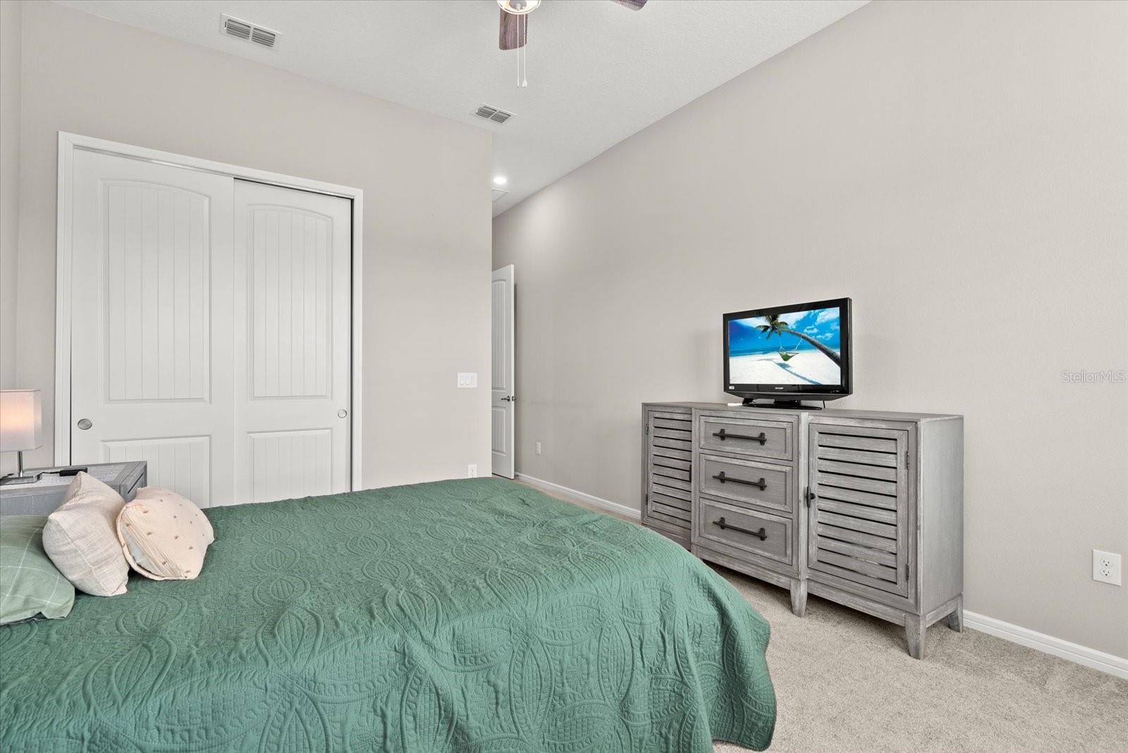 8510 Coastal Palms Gln Property Photo 10
