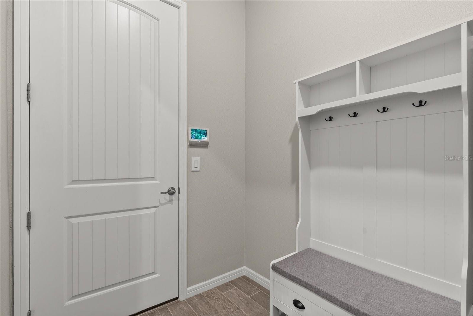 8510 Coastal Palms Gln Property Photo 35