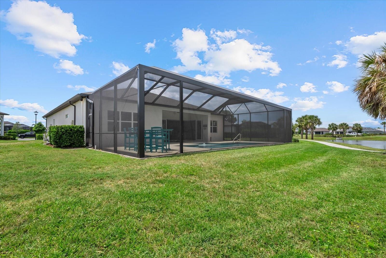 8510 Coastal Palms Gln Property Photo 47