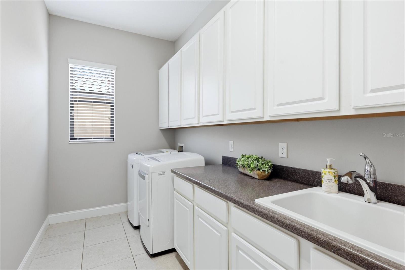 12762 Del Corso Loop Property Photo 42