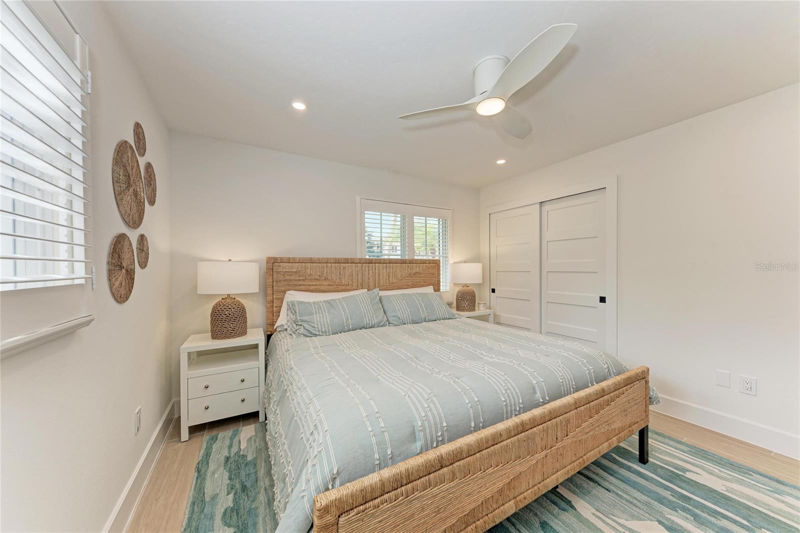 431 Island Cir Property Photo 31