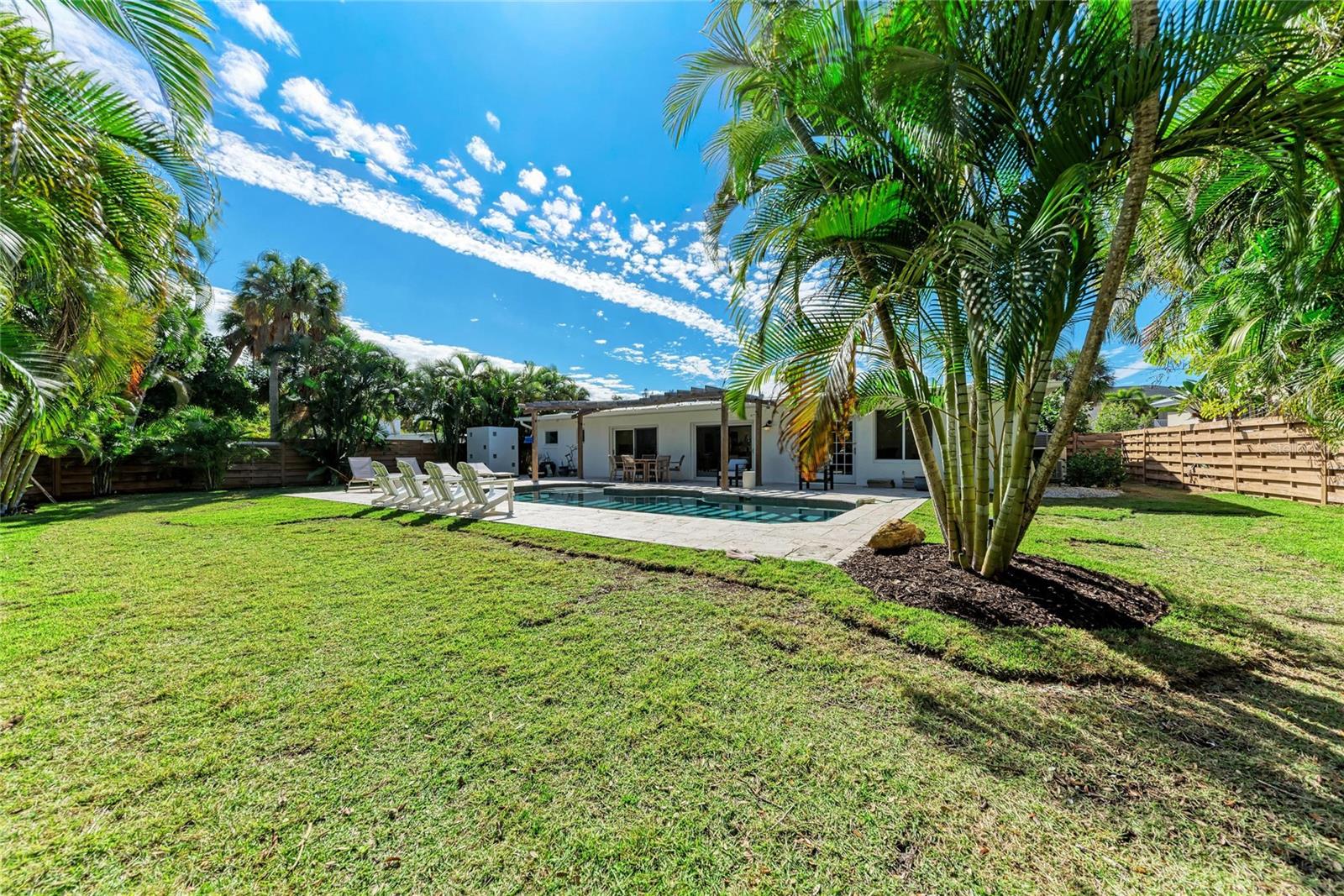431 Island Cir Property Photo 43