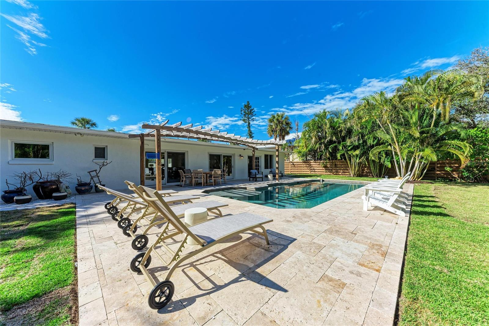 431 Island Cir Property Photo 45
