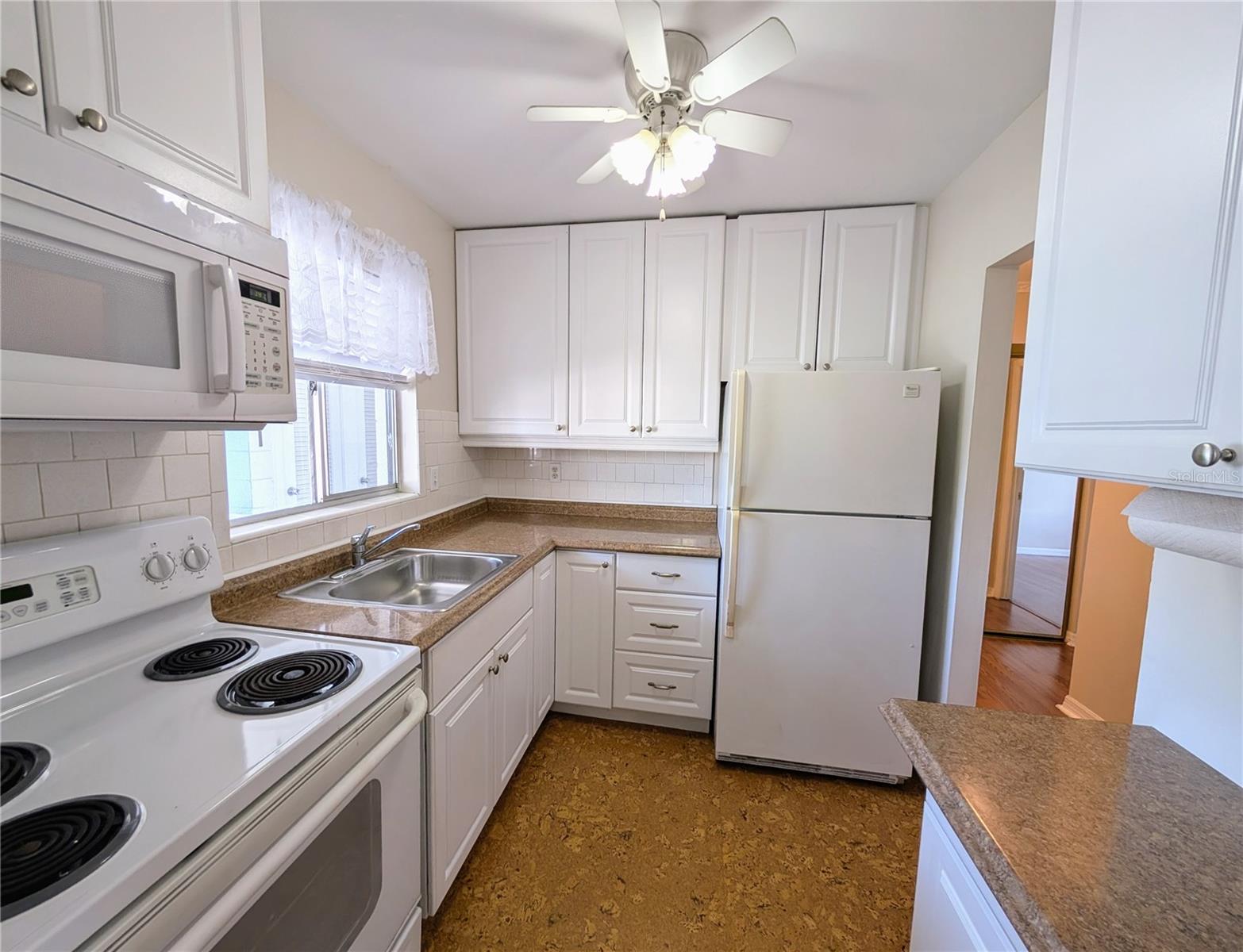 1840 Sunny Dr #d-36 Property Photo 4