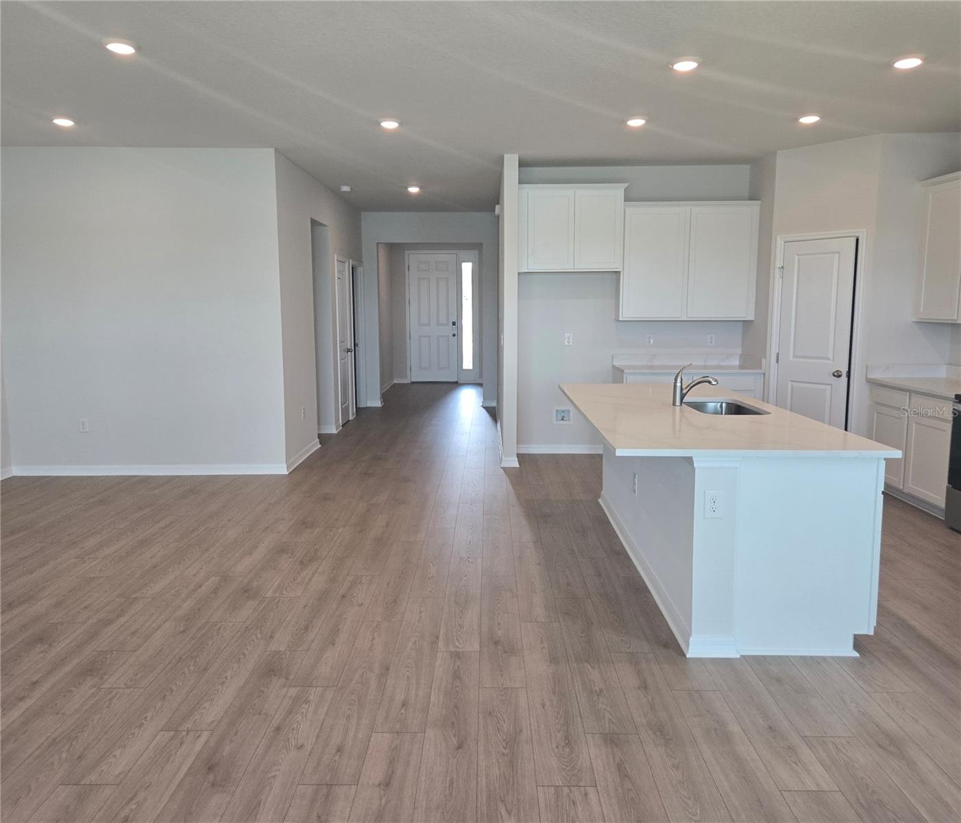 17131 James Trl Property Photo 8