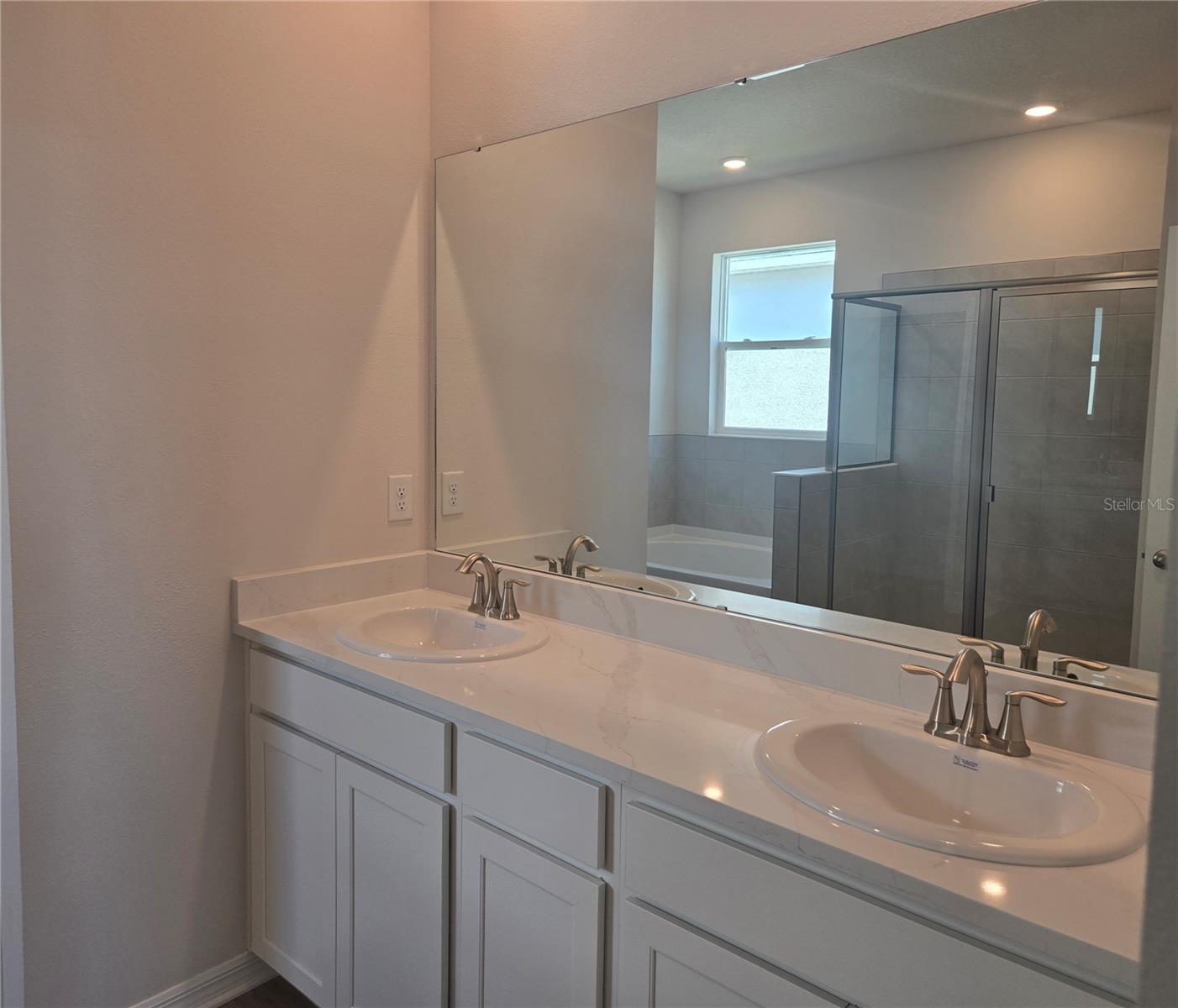 17131 James Trl Property Photo 12