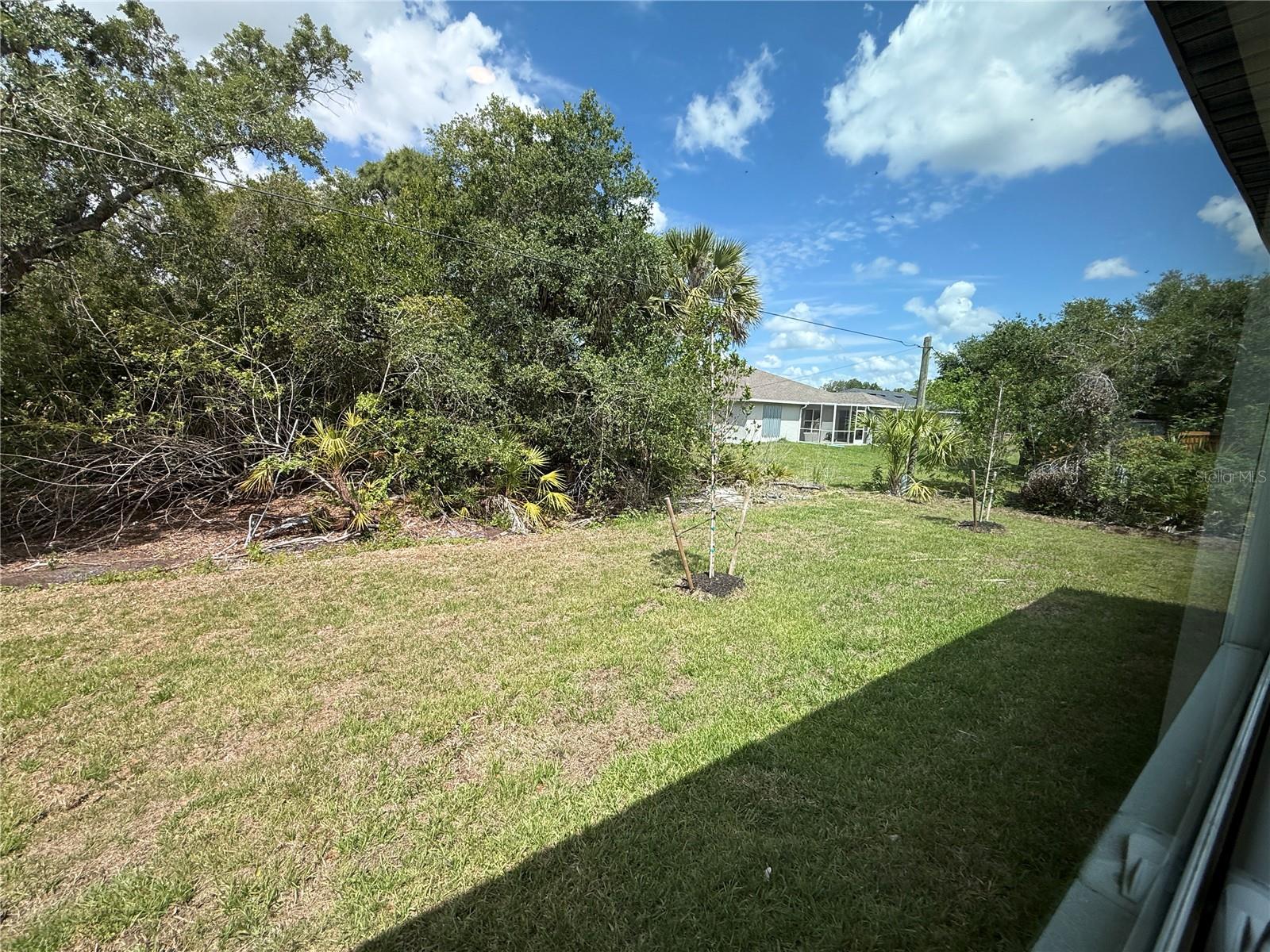 1275 Perry St Property Photo 21