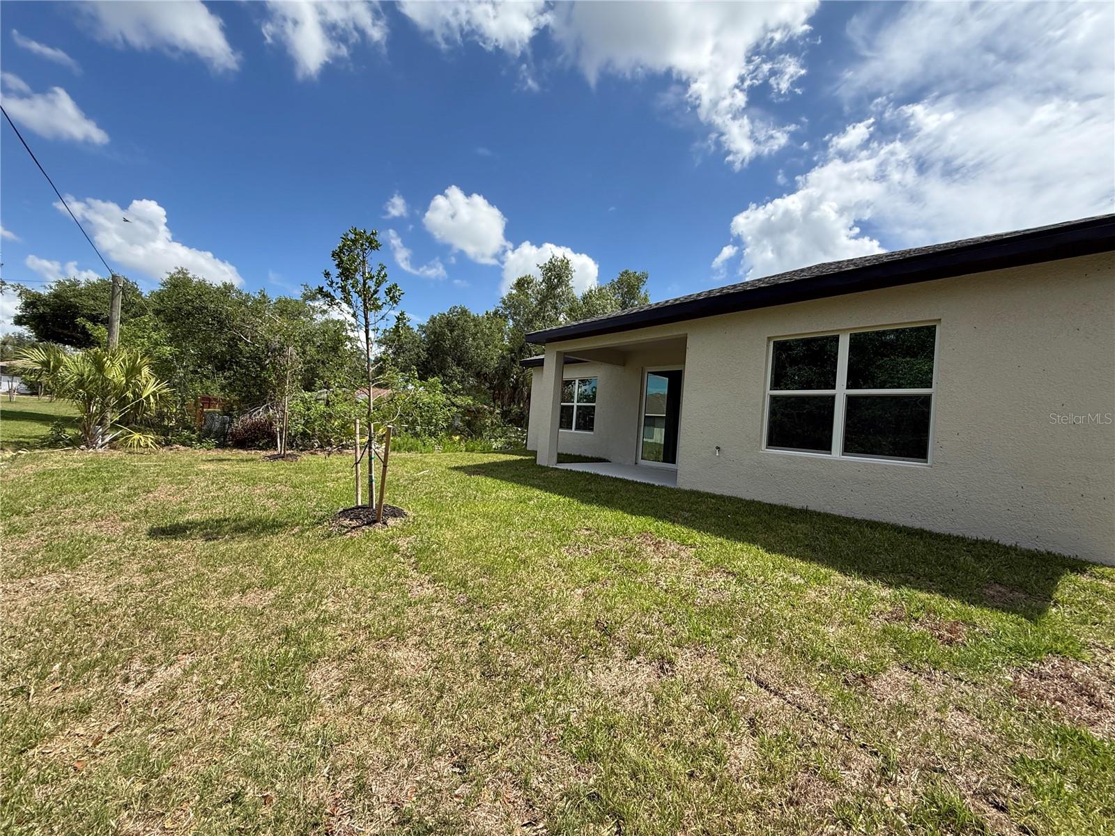 1275 Perry St Property Photo 23