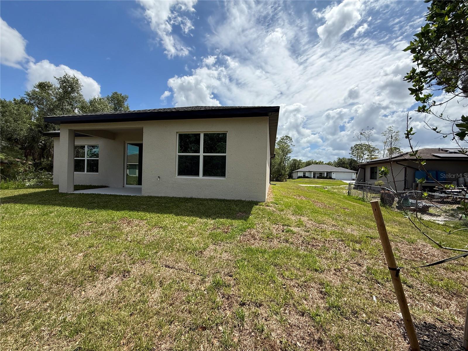 1275 Perry St Property Photo 24