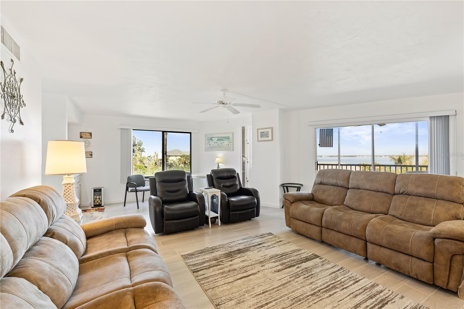 25188 Marion Ave #e208 Property Photo 16