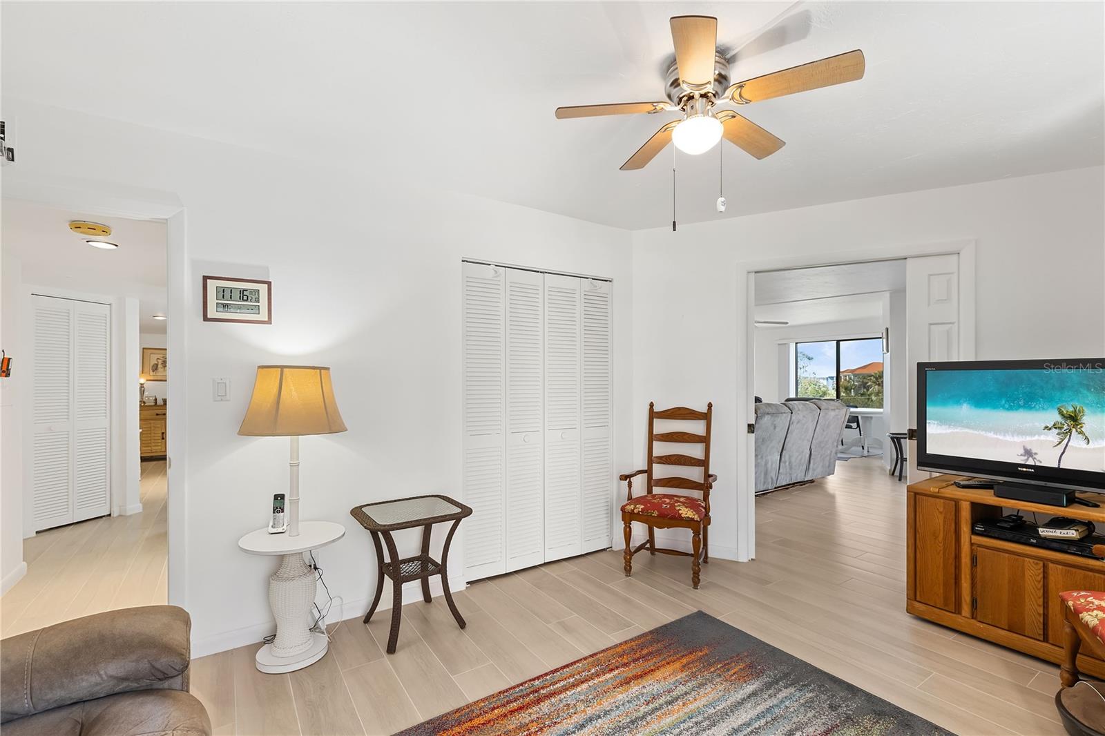 25188 Marion Ave #e208 Property Photo 23