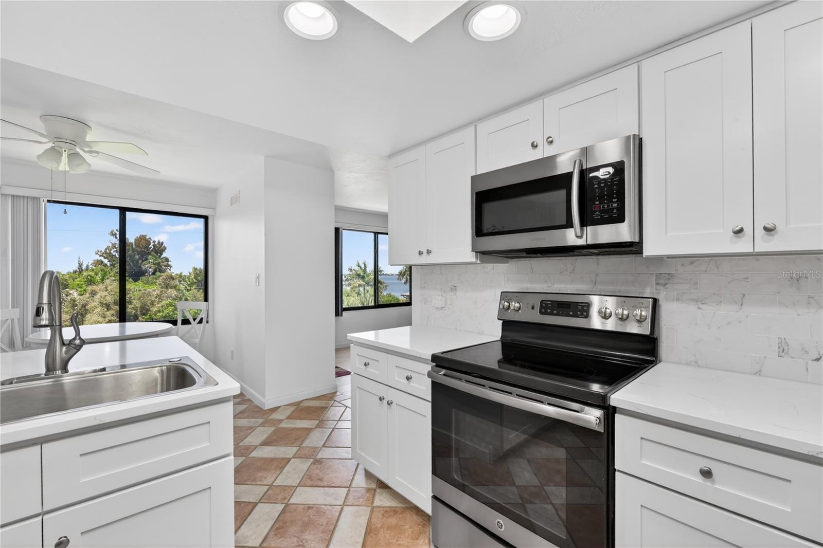 25188 Marion Ave #e208 Property Photo 50