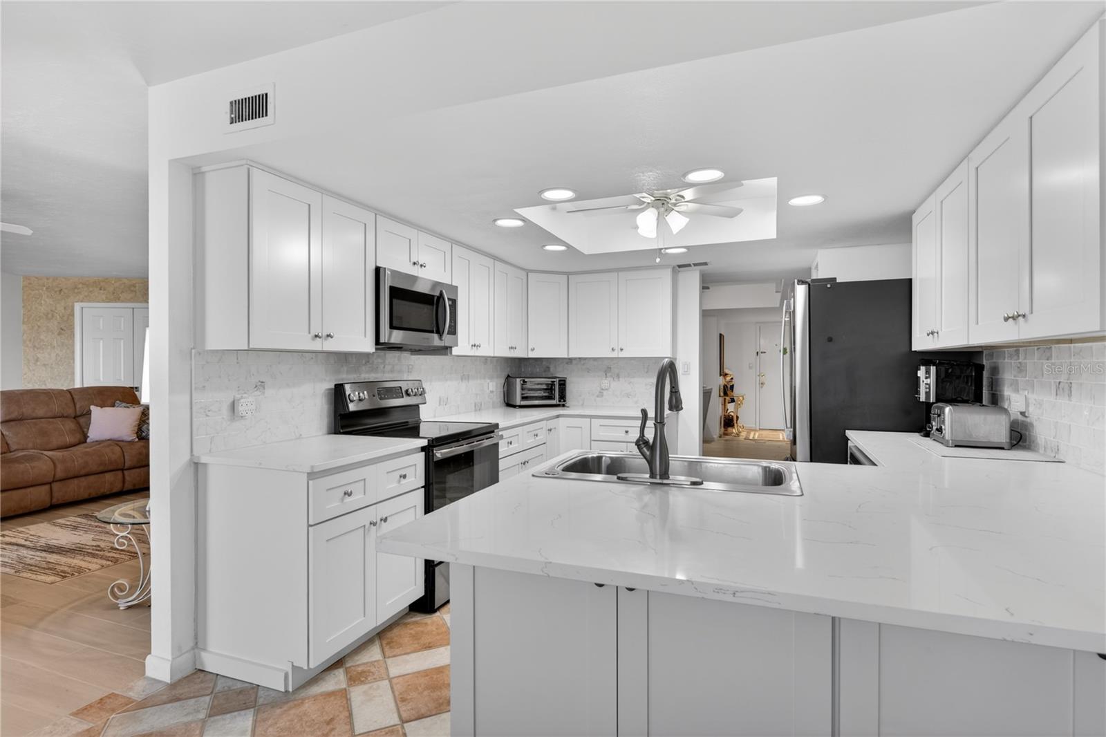 25188 Marion Ave #e208 Property Photo 52