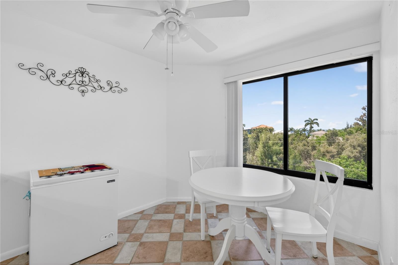 25188 Marion Ave #e208 Property Photo 53