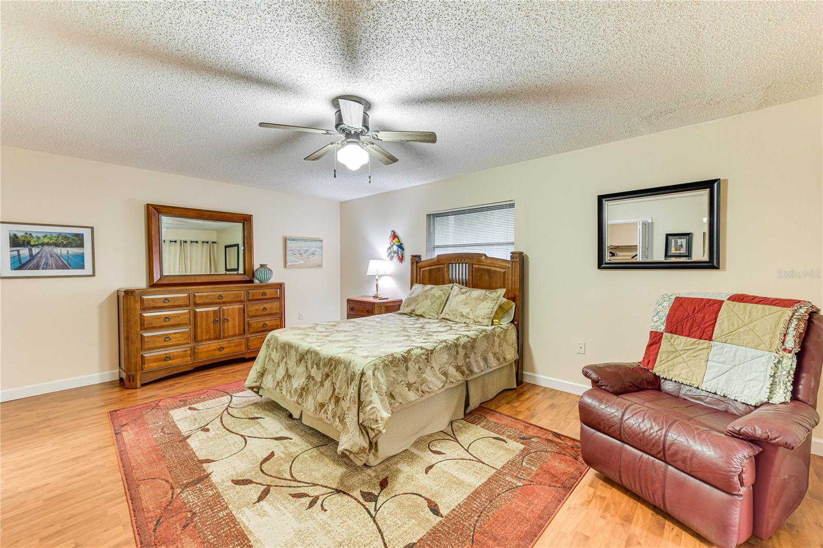 5008 Medalist Rd Property Photo 8
