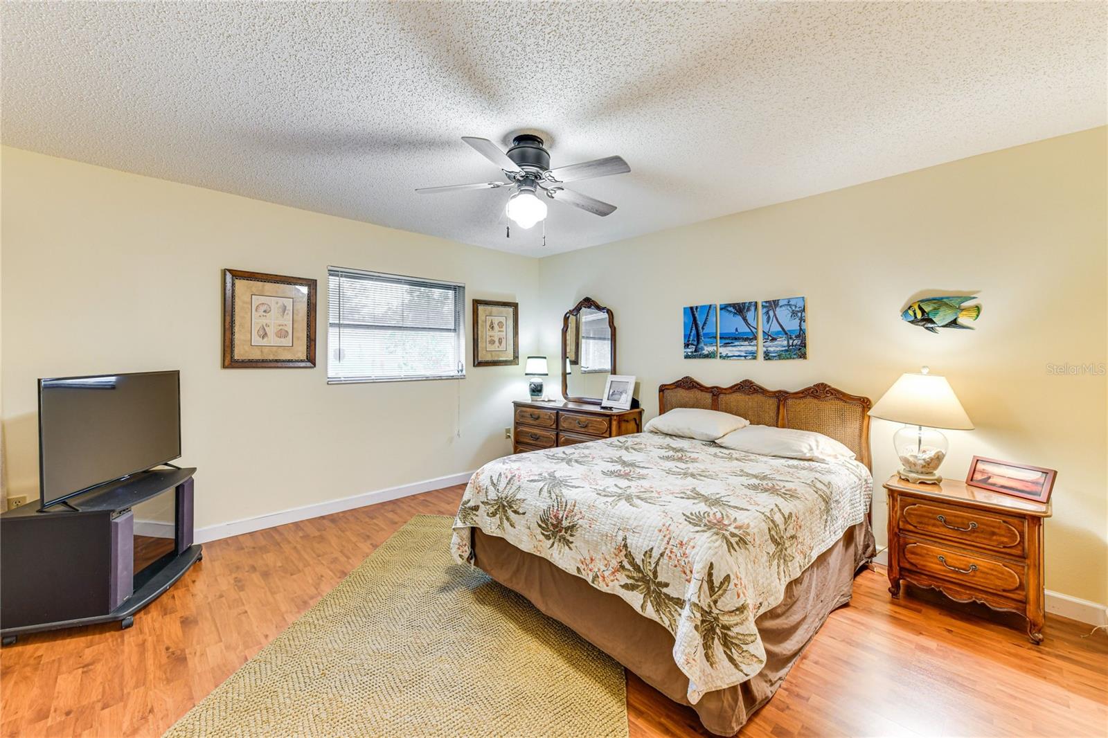 5008 Medalist Rd Property Photo 10