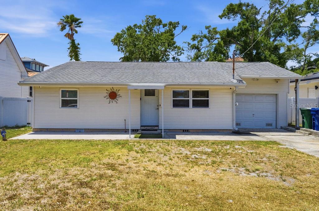 7207 S West Shore Blvd Property Photo 1