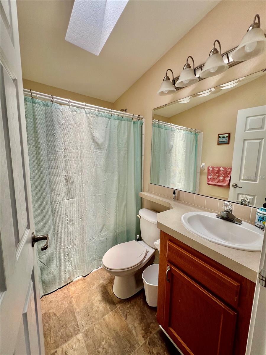 102 2nd Ave Property Photo 17