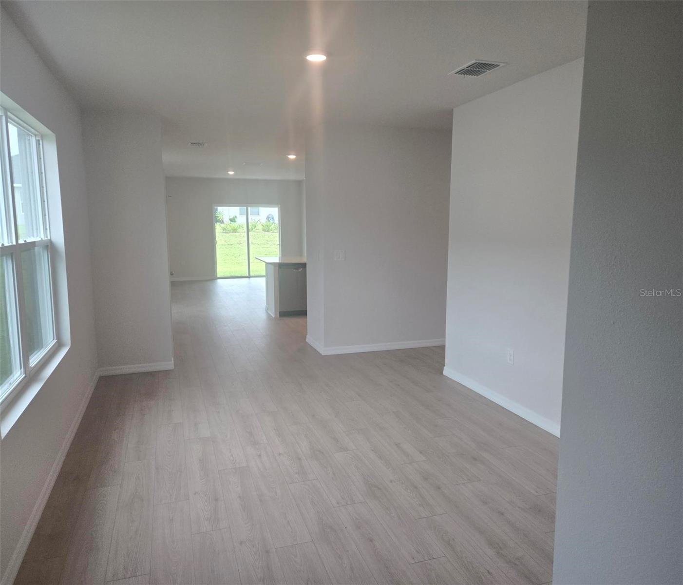 1830 Hammock Trace Dr Property Photo 3