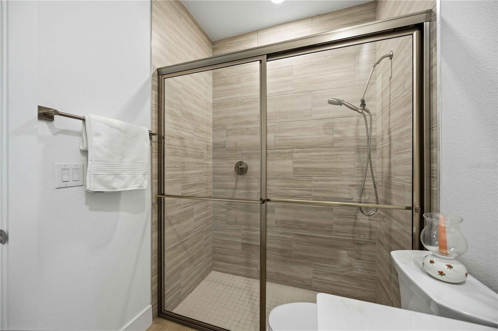 18652 Dayspring Pl Property Photo 31