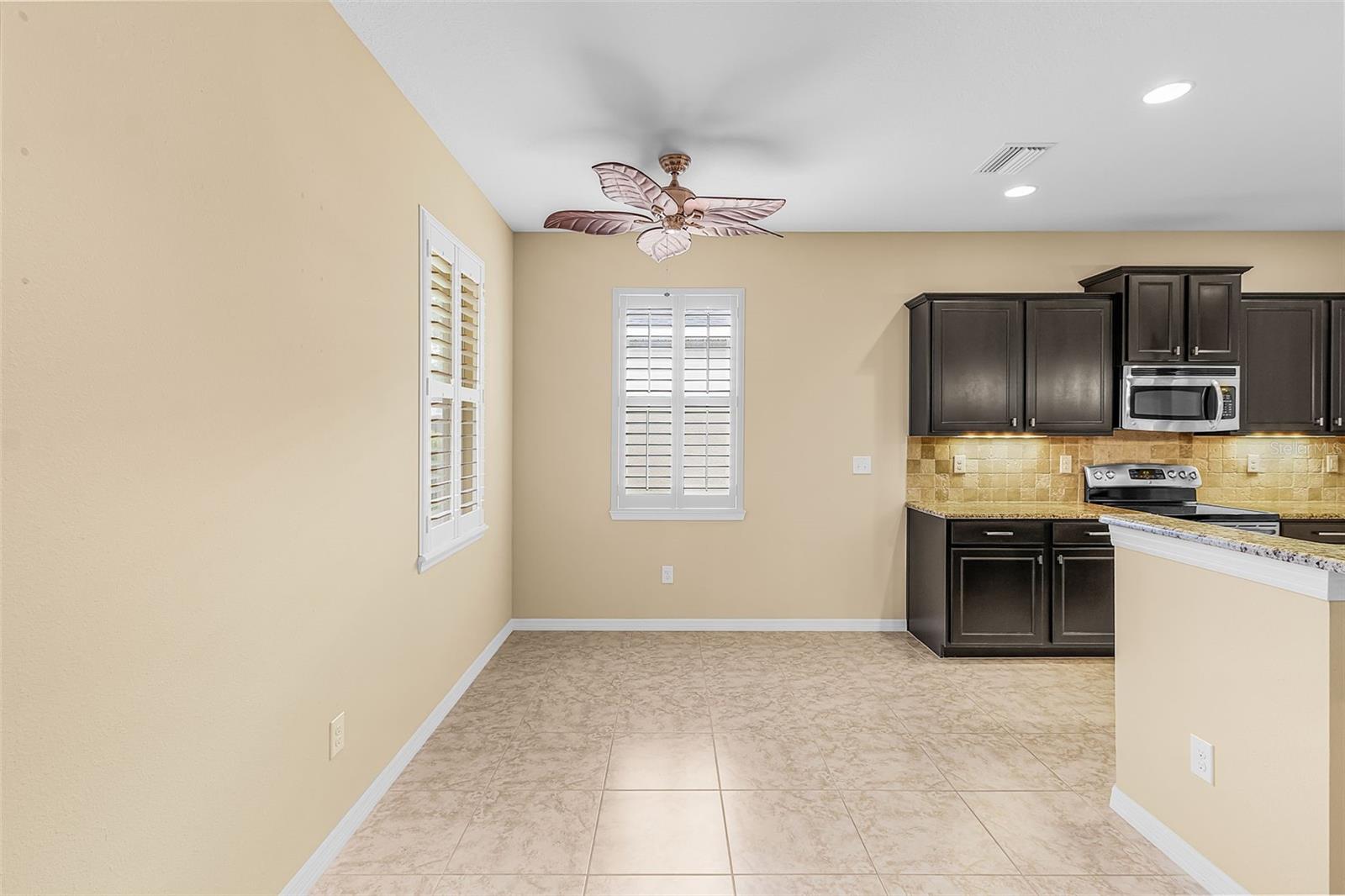 8531 Karpeal Dr Property Photo 10