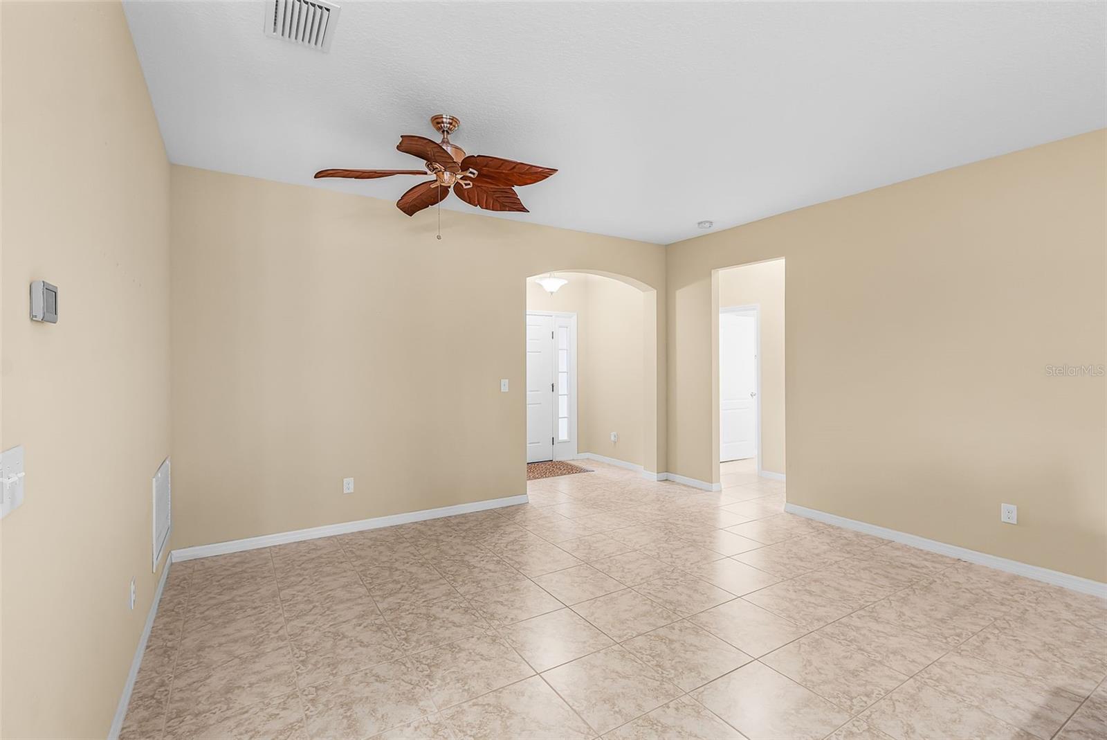 8531 Karpeal Dr Property Photo 11