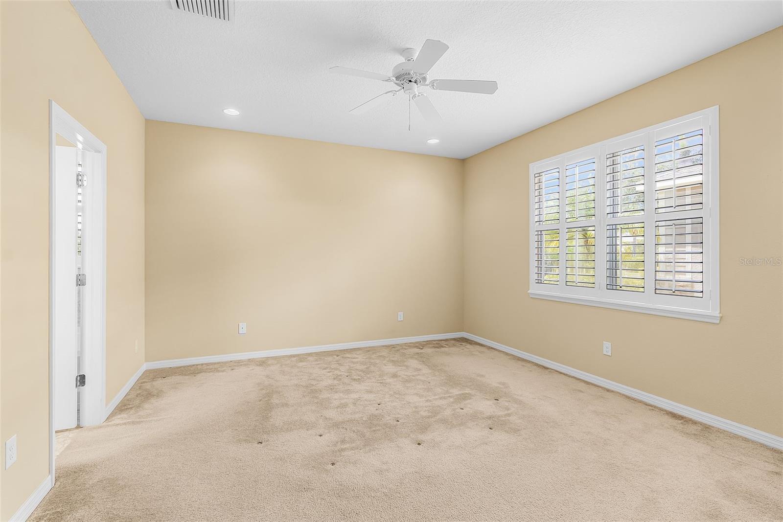 8531 Karpeal Dr Property Photo 16