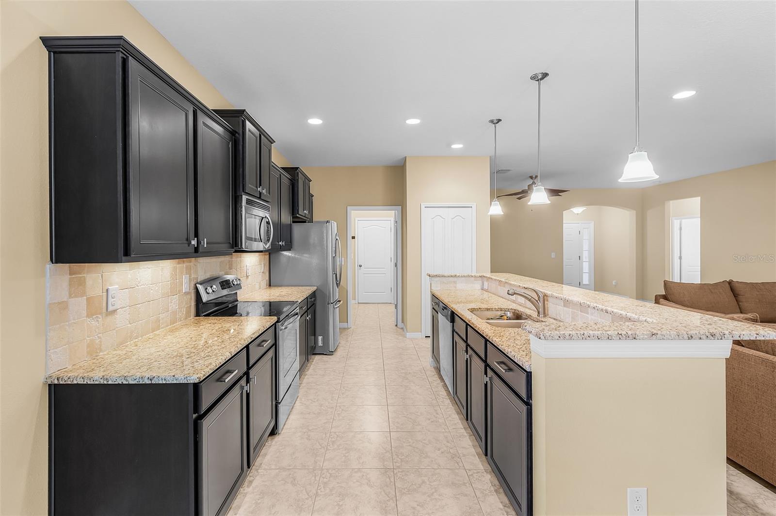 8531 Karpeal Dr Property Photo 24