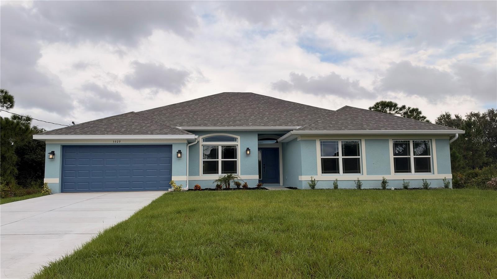 5929 Hornbuckle Blvd Property Photo 1