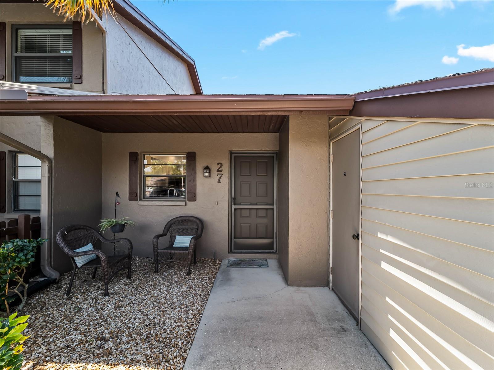 929 CAPRI ISLES BLVD #27 Property Photo 1