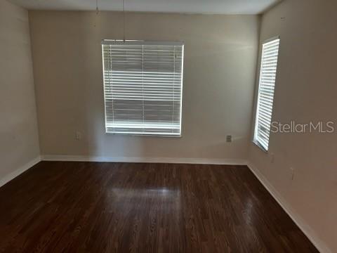 220 Palmetto Cir Ne Property Photo 8