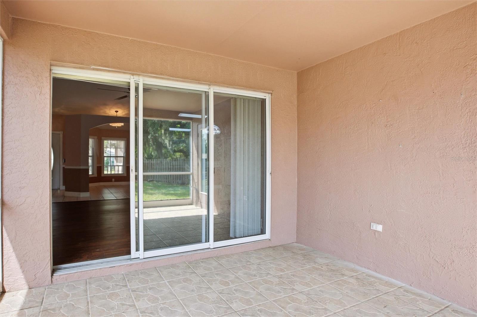 4199 Banbury Cir Property Photo 27