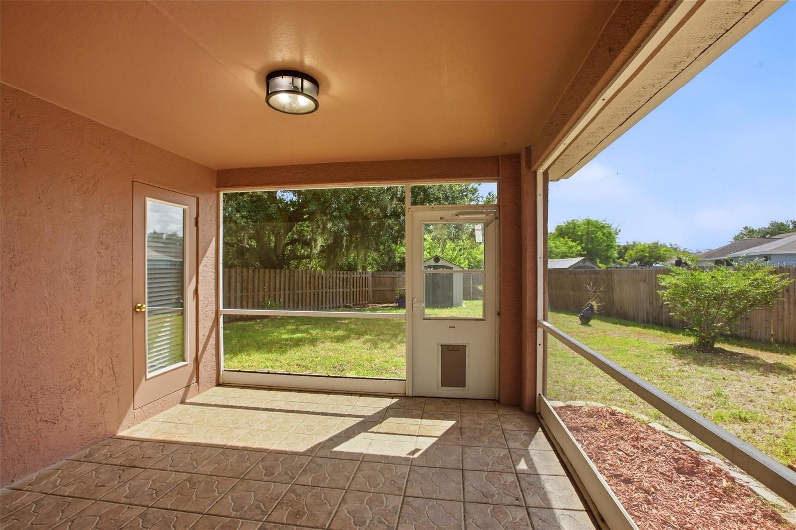 4199 Banbury Cir Property Photo 28
