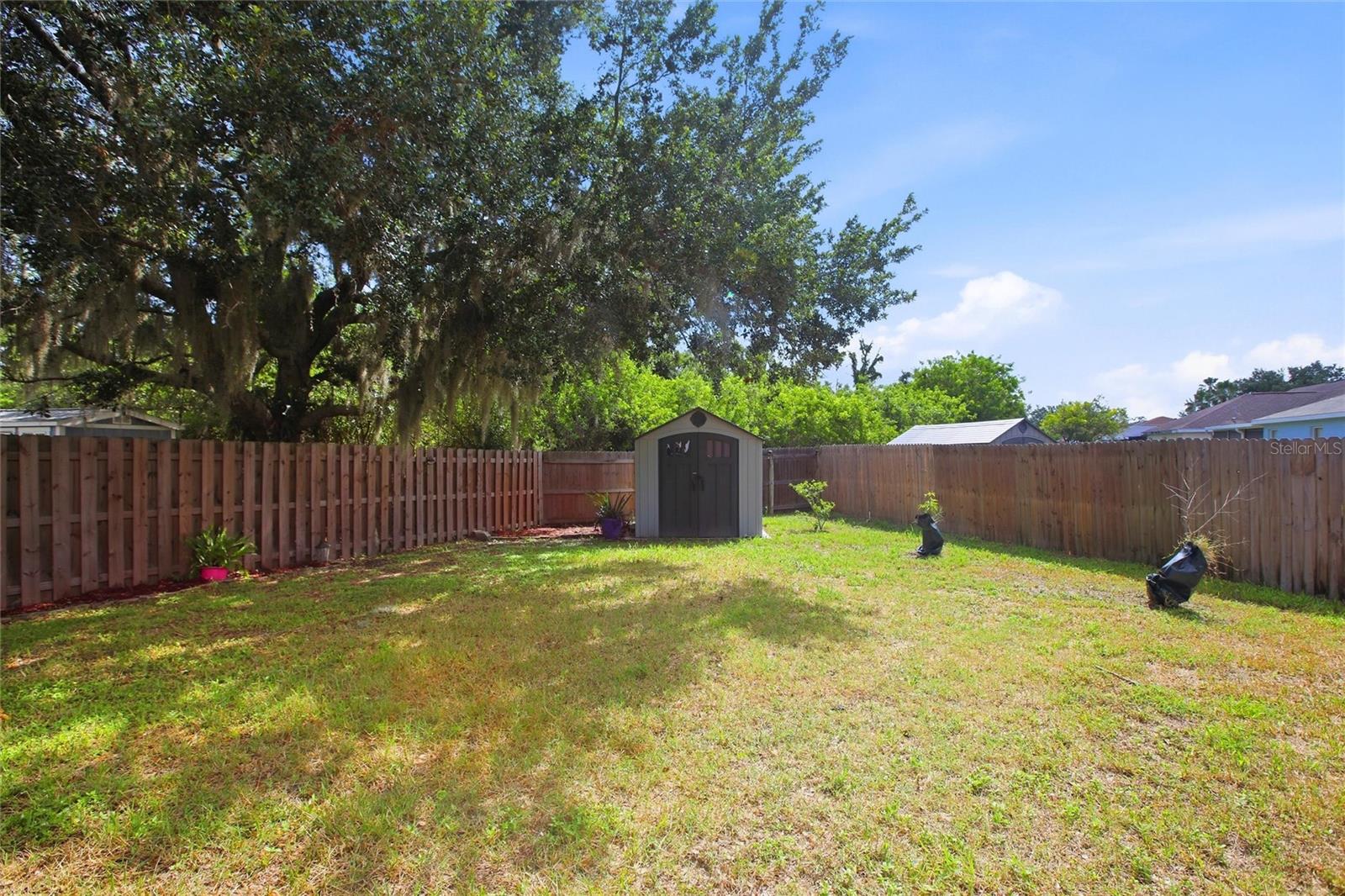 4199 Banbury Cir Property Photo 33