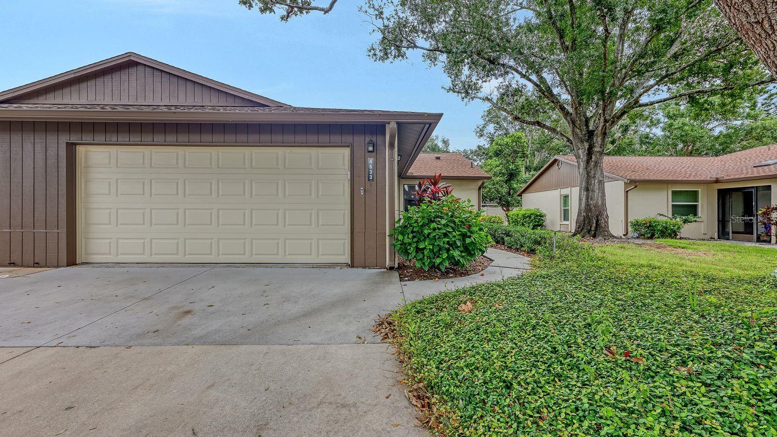 4633 Oak Hill Dr #13 Property Photo 2
