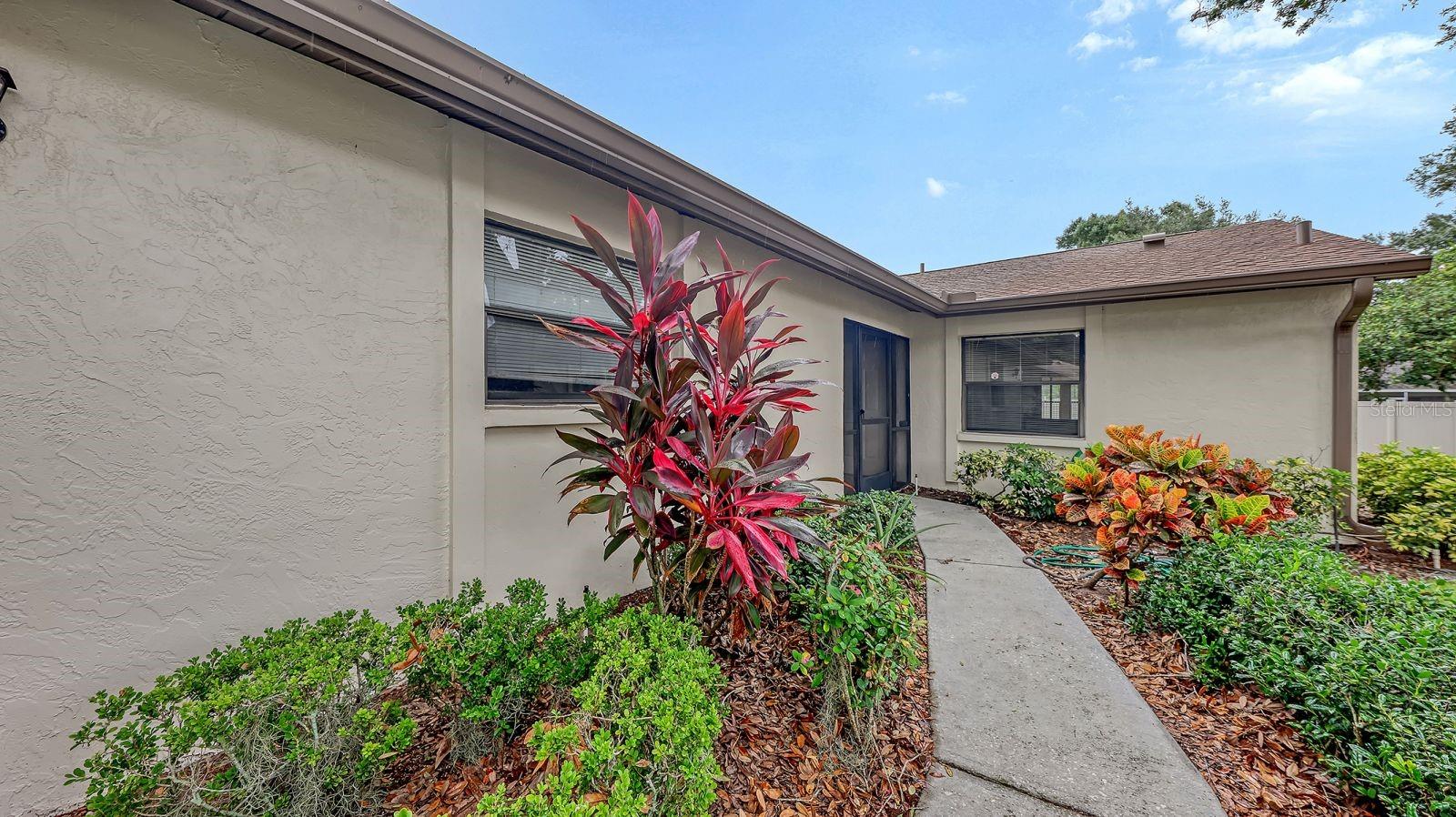 4633 Oak Hill Dr #13 Property Photo 3
